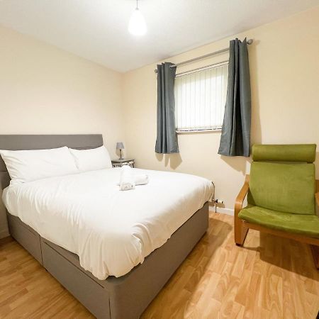 2 Bedroom - River Clyde Home - Parking Глазгоу Екстериор снимка
