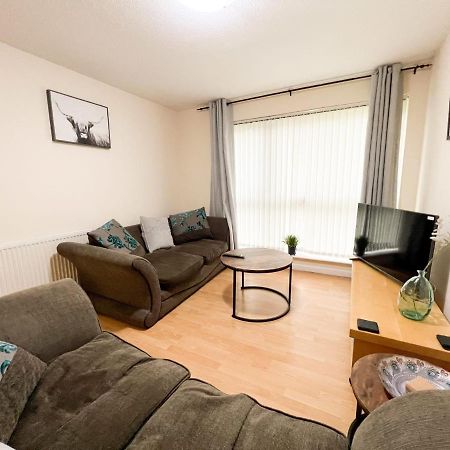 2 Bedroom - River Clyde Home - Parking Глазгоу Екстериор снимка