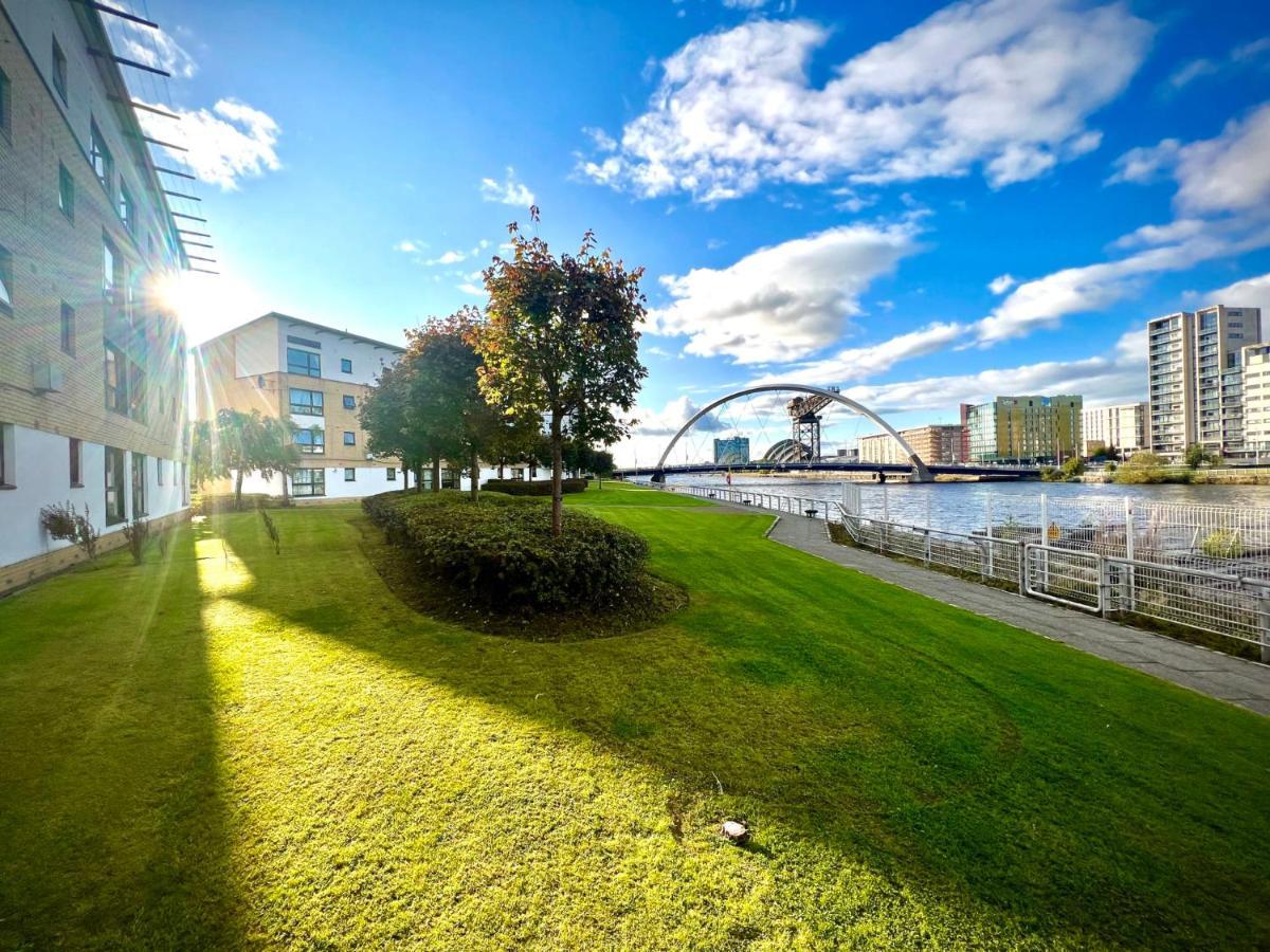 2 Bedroom - River Clyde Home - Parking Глазгоу Екстериор снимка
